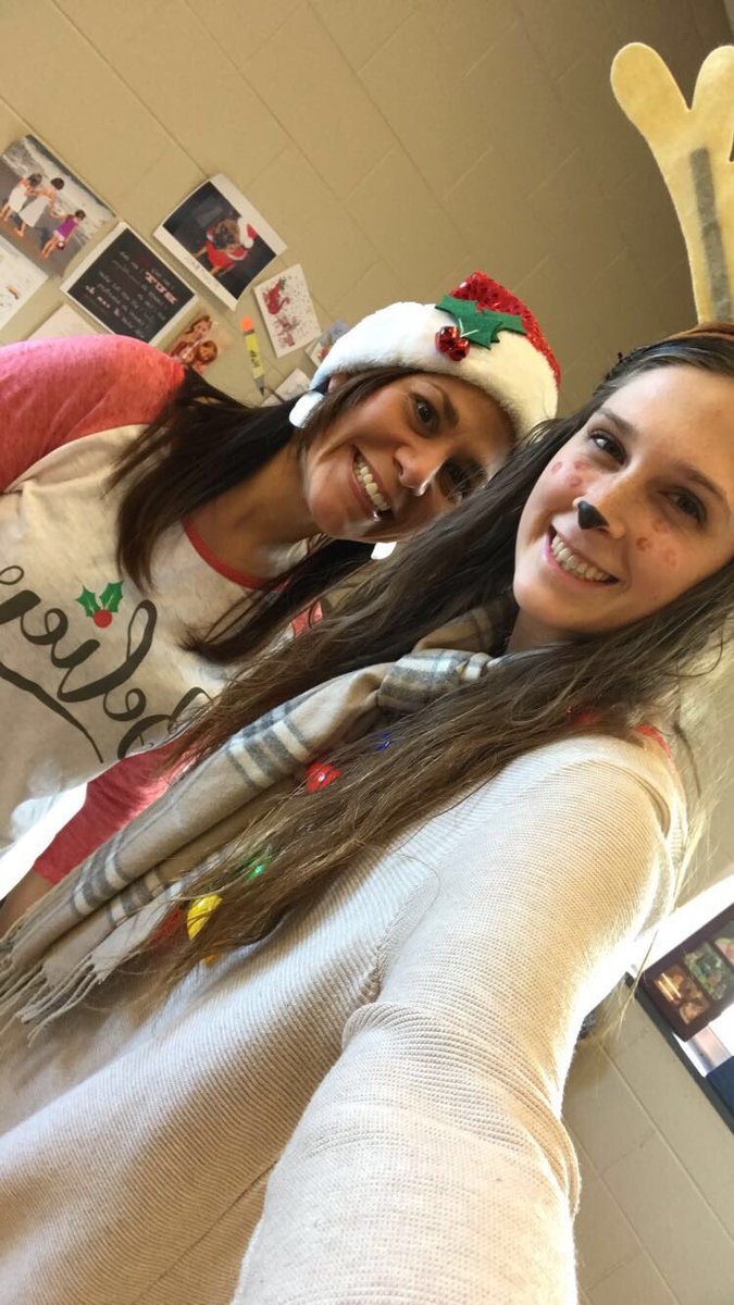 Rayna_Markle's tweet photo. #pghs12 https://t.co/efNloYxSw5