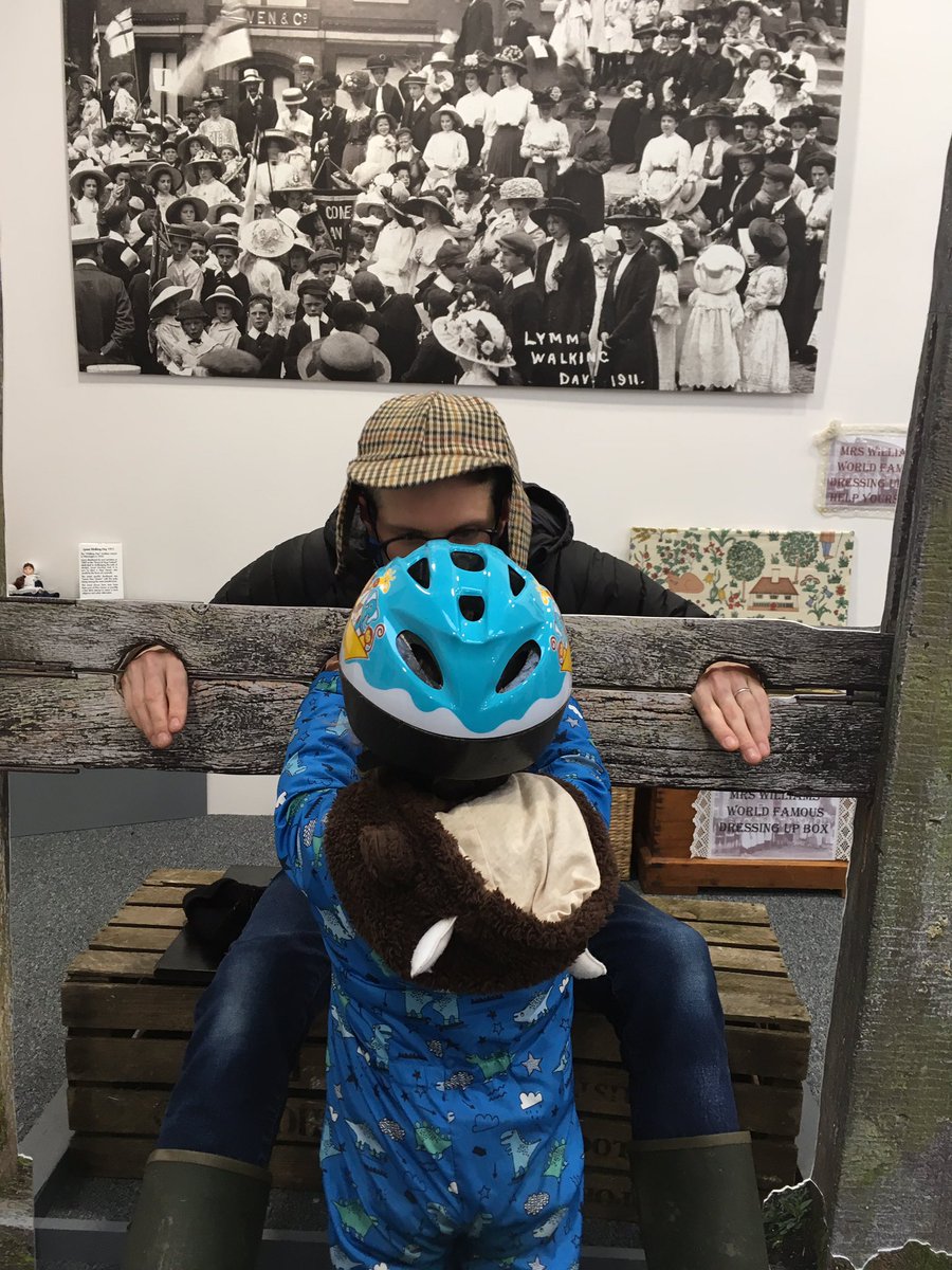 Fun <a href="/LymmHeritage/">Lymm Heritage Centre</a> today! Great exhibition on and some cute local gift ideas #Lymm #shoplocal #cheshire