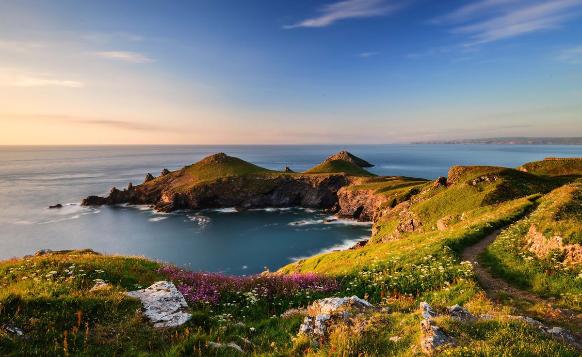 How many of you have signed up to the gym this month? When you get bored of going, the #southwestcoastpath will be waiting ;) #GetFitForFree