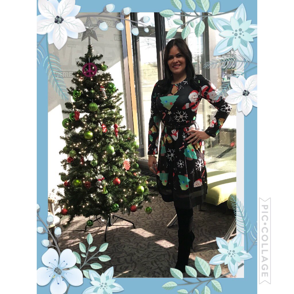 MarisolMuniz70's tweet photo. #UglySweaterDay #uglychristmasdress #UglyChristmasSweater #uglychristmassweaterday #uglychristmassweaterdayatwork #verrex #verrexholidayuglysweaterday https://t.co/guFShrHzQk