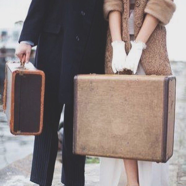 feminineboudoir's tweet image. &quot;Αν ο ελεύθερος χρόνος είναι η βάση του πολιτισμού, πώς μπορούμε να αξιοποιήσουμε τα δώρα του παθολογικού μας εθισμού στην παραγωγικότητα;&quot;
Anais Nin

#RelaxAndEnjoy this #SparklingDecember
The Diary of #AnaïsNin, Volume 5