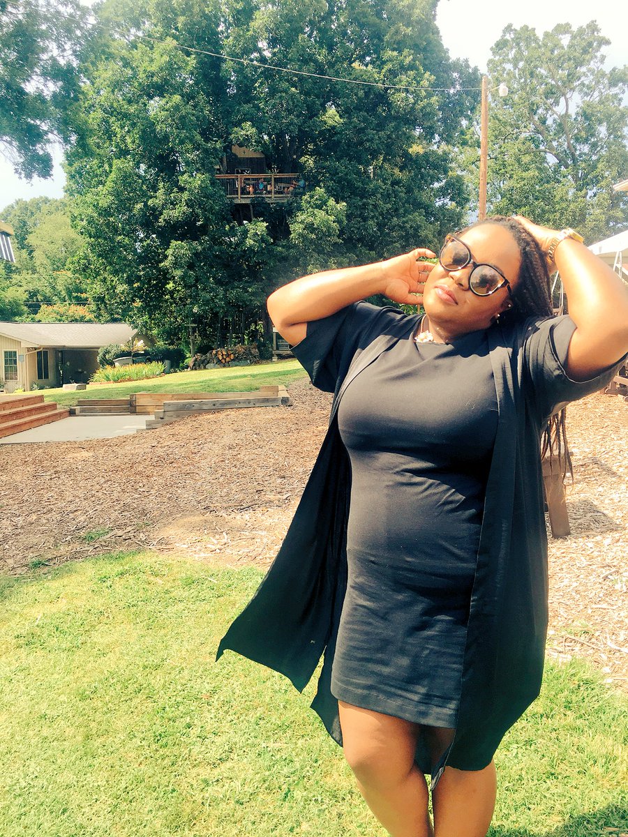 Robbie_S_Miller's tweet photo. #BlackQueensOfUNCC https://t.co/a6aJK4Iq7z