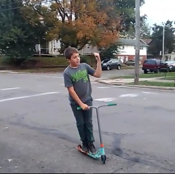 24mitcse's tweet image. Hanging out with this kid!!!!!!!😏😏😏😏😏😏😏