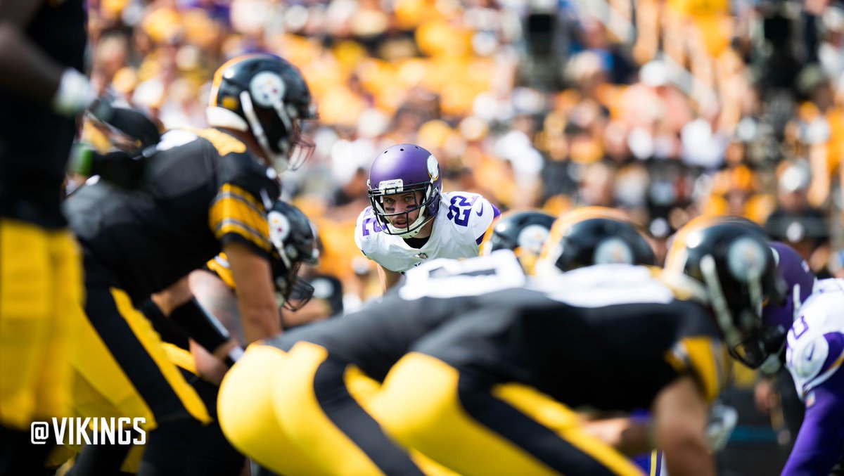 .@HarriSmith22's versatility is a big factor in the #Vikings success on defense.   📰: mnvkn.gs/gbauFP https://t.co/2PnhBNIqbb
