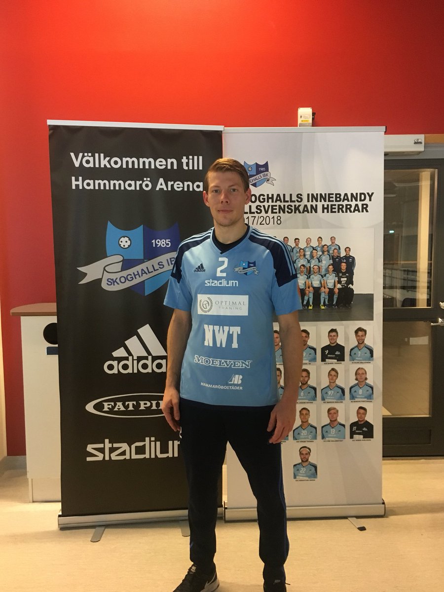 skoghallsibk's tweet photo. Föreningens mesta spelare är tillbaka! Efter ett halvår i utvecklingslaget gör Mikael @Bjoremo comeback i representationslaget https://t.co/SJxmA7F4Td
