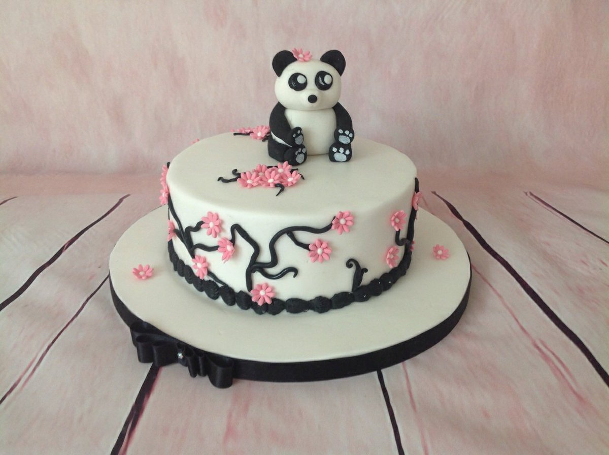 RecusantFigure's tweet image. -- The big box—it contains cake and bouquet he has ordered for her (also two jars of fruit salad, made by himself just for her.) --