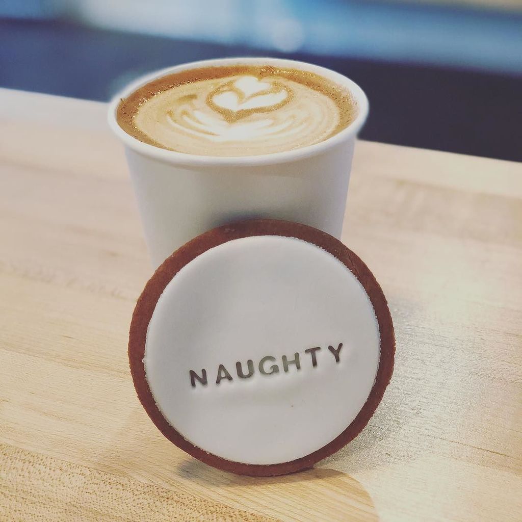 SmithandTait's tweet photo. the nice list is overrated, come grab something naughty. โ๏ธ
.
.
.
#smithandtait #coffee #flatwhite #espresso #cabinfever #badcookie #naughtylist #weho #holidays #specialtycoffee #barista #thirdwavecoffee #coffeeshopvibes #damnfine #damnfinecookie #daโฆ https://t.co/jyCjsTwyBH https://t.co/GuKuVNuLAD