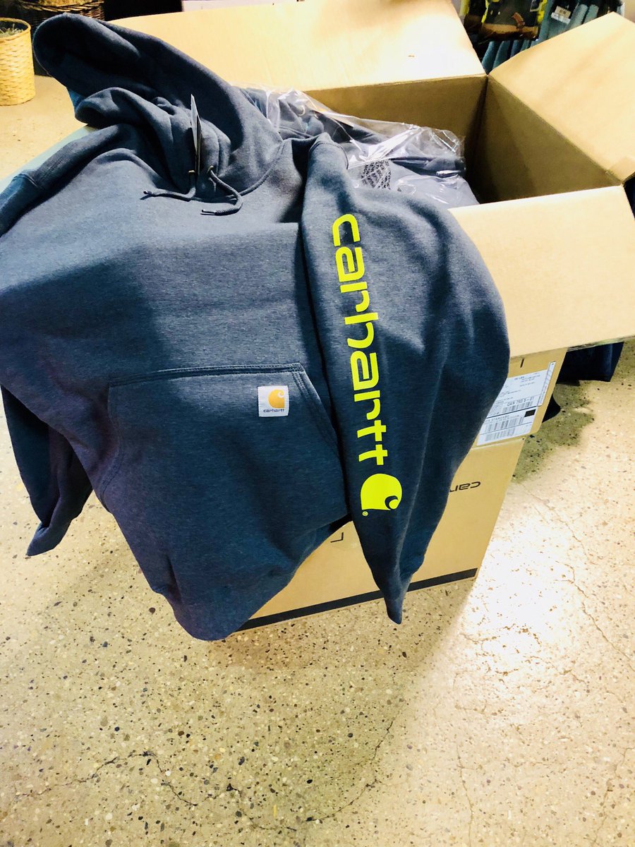 Safetyfirstmltd's tweet photo. Just in Carhartt hoodies!!!!!
Need last min Christmas gifts ?? 
We have gloves and socks and everything you need for the farmer or oil field person this Christmas !!! https://t.co/JehtGJd0H8