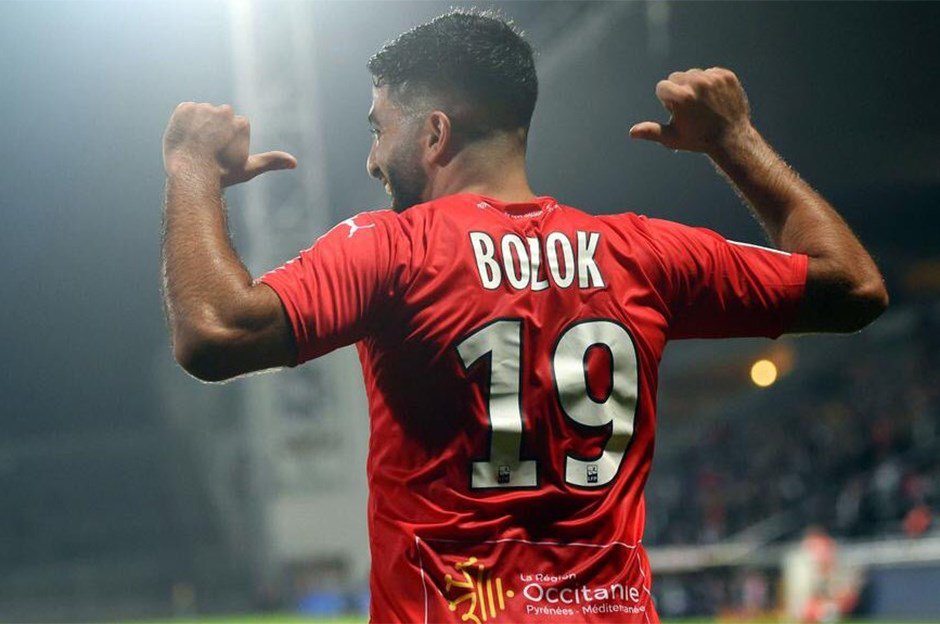 _BeFootball's tweet photo. Actuellement meilleur buteur de Ligue 2 (14 buts en 17 matches), Umut Bozok serait ciblés par plusieurs clubs :

▪️ Montpellier
▪️ Strasbourg
▪️ Guingamp
▪️ Nantes (offre de 3 M€, refusée par Nîmes)
▪️ Galatasaray

(via @RMCsport) https://t.co/lGyOQLYcpl