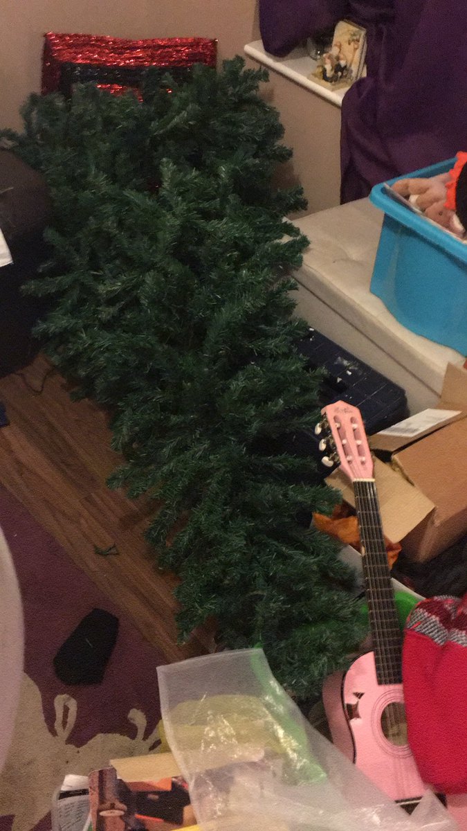 telleach's tweet photo. Well think need a new tree as it fallen over 3 times know #Chistmas2017 https://t.co/hdTBFaZIkY