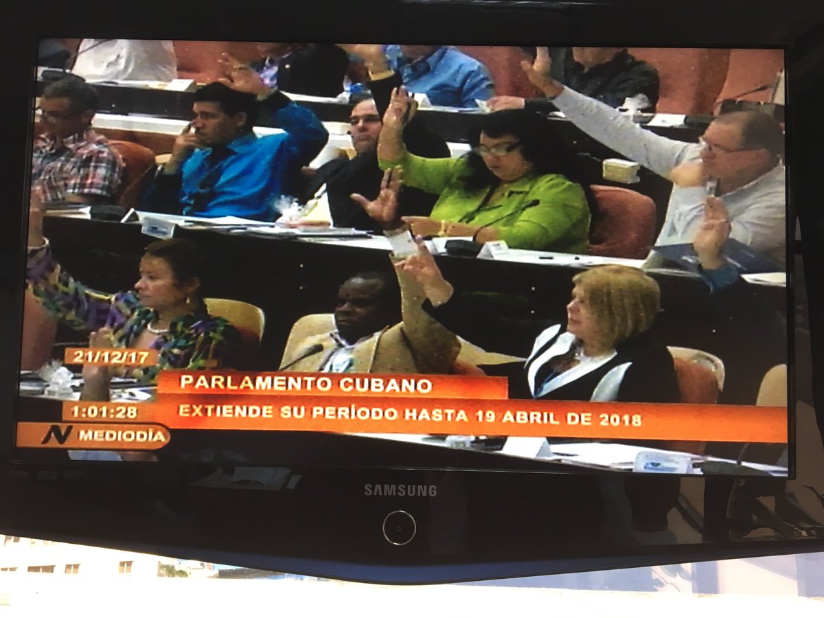 CNN_Oppmann's tweet photo. Cuban TV announcing change that will extend Raul Castro’s mandate to at least April 2018 (he was due to retire in Feb.) https://t.co/jzk0QqdNCu