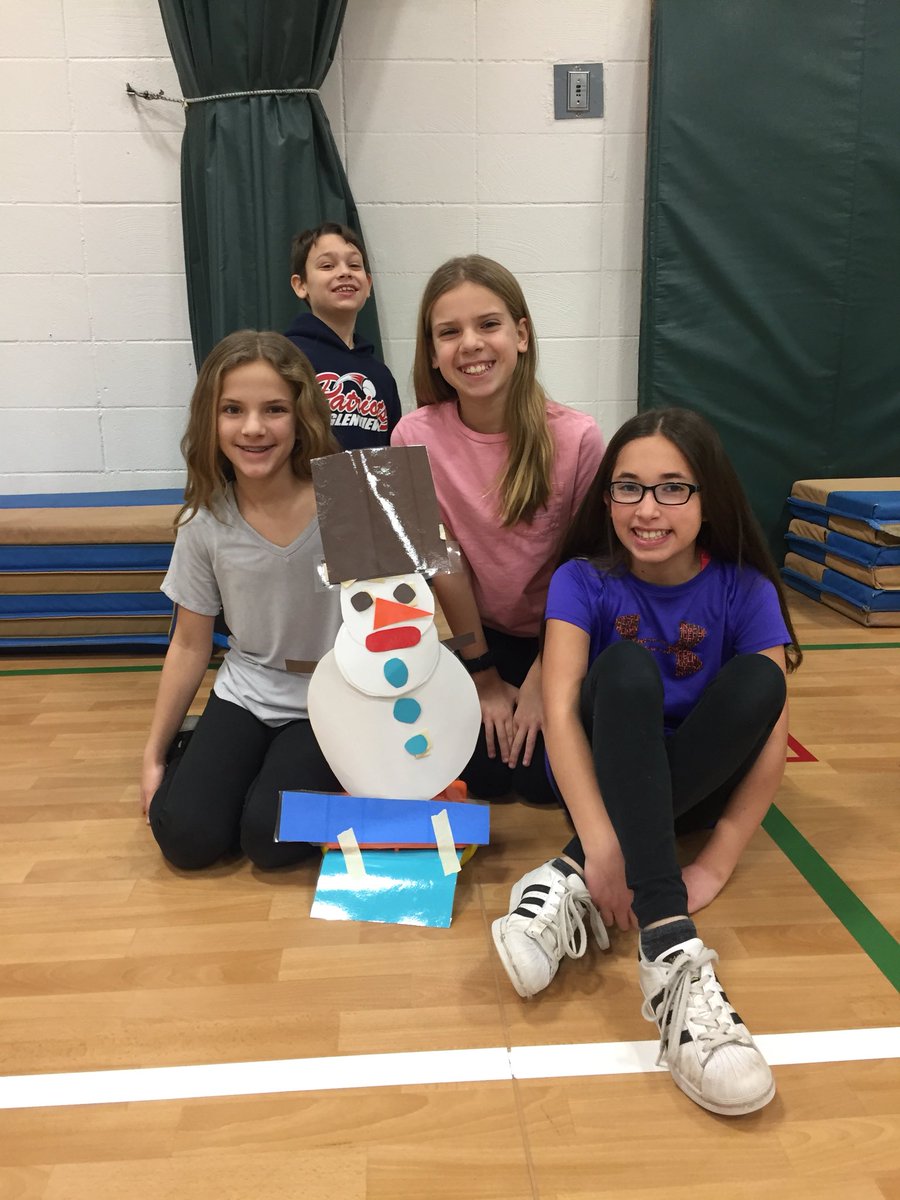 We had fun building snowmen with a fitness relay today! #d30learns #12daysofD30