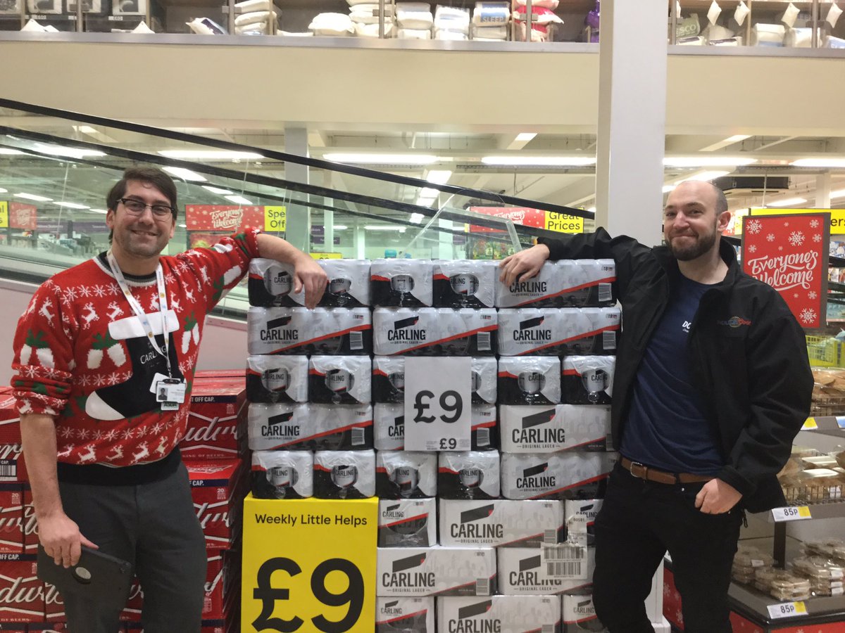 powerforcemcd2's tweet photo. "We just can't stock them fast enough!"

Tesco Extra Batley is doing incredibly well with the CARLING 18pack promo.

At £9.00 a case I'm not at all surprised! 

That's 50p a can !!! 😲😲😲

@PowerforceMCNSM @PowerforceMCFM2 #COPintoXmas https://t.co/FYLLYLDw78