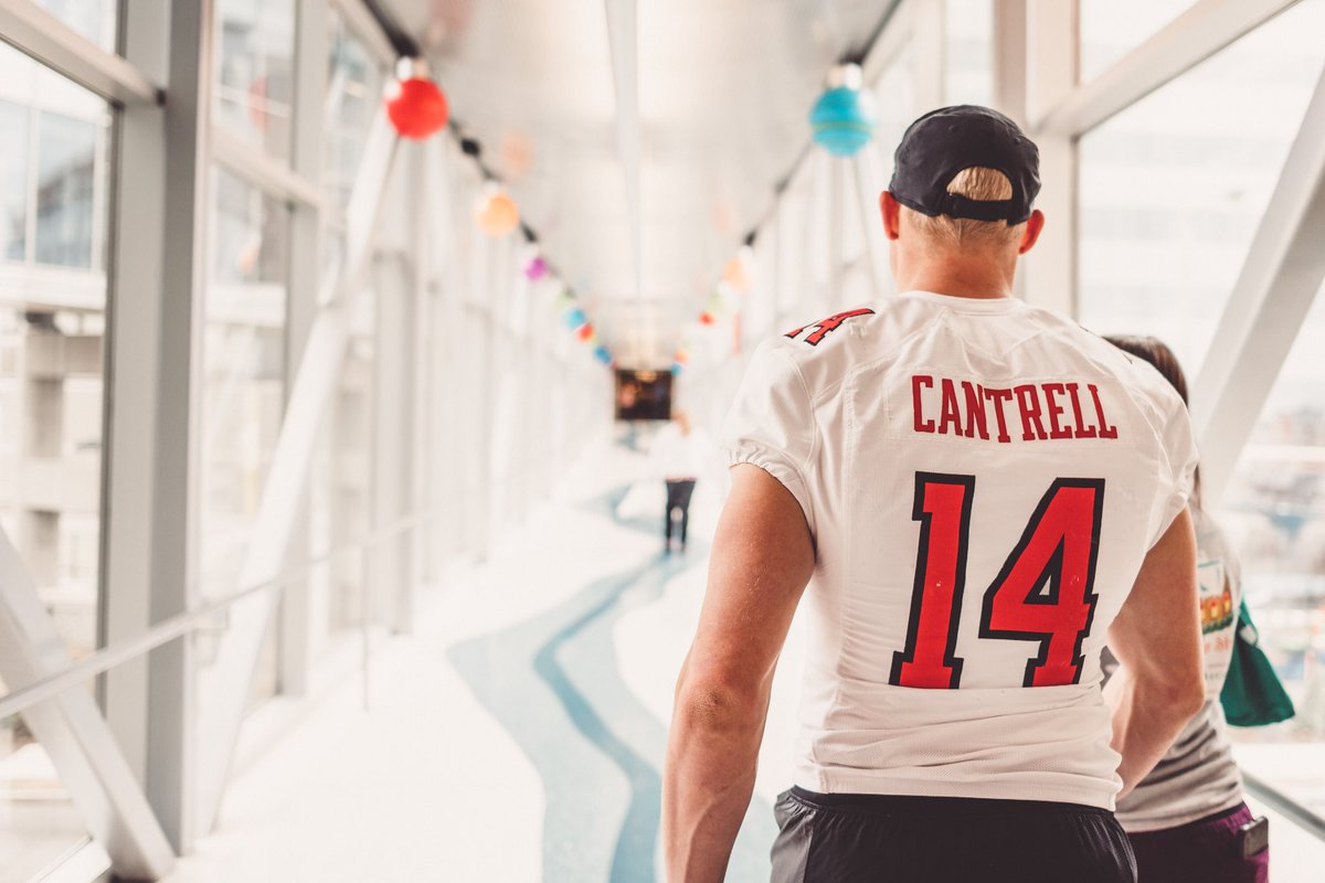 TexasTechFB's tweet photo. An awesome, fulfilling afternoon with some incredibly special people. https://t.co/X4isL7kDov