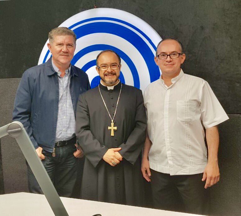 MonsLira's tweet photo. Hoy en @W1420 con @FructuosoSaenz hablamos de la Navidad, tiempo de recibir a Jesús y comunicar su amor https://t.co/e5u7GRdTQn