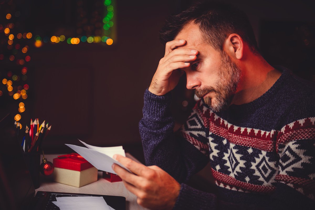 BCCancer's tweet photo. The holiday season can be a difficult time for #cancer patients and those that love and care for them. Dr. Alan Bates, Psychiatrist at BC Cancer, discusses these challenges and offers advice for patients and their family, friends and caregivers: https://t.co/YG6UNDsoUG https://t.co/EzKGAC0erx