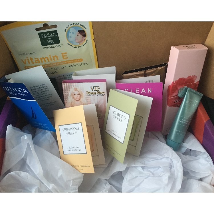 NatSelman91's tweet photo. Kohl's surprised me with this box of goodies today! Can't wait to try it all! @kohls @influenster #kohlsbeauty #kohlsbeautyhaul #ad https://t.co/DOOJbsz2gs