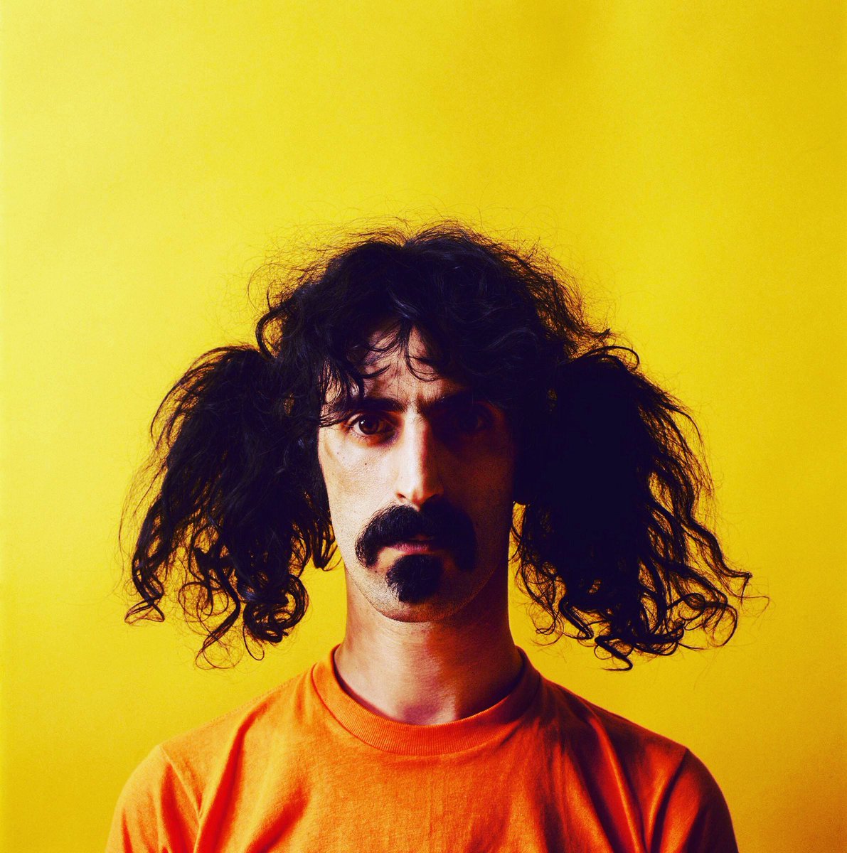 michaelhateley's tweet photo. #happybirthday #frankzappa #frankzappaforever #themothersofinvention #shiparrivingtoolatetosaveadrowningwitch #valleygirl #joesgarage #moonunitzappa #dweezilzappa #blacknapkins #muffinman #hero #musiclegend #encino https://t.co/WSTJb2yOGm