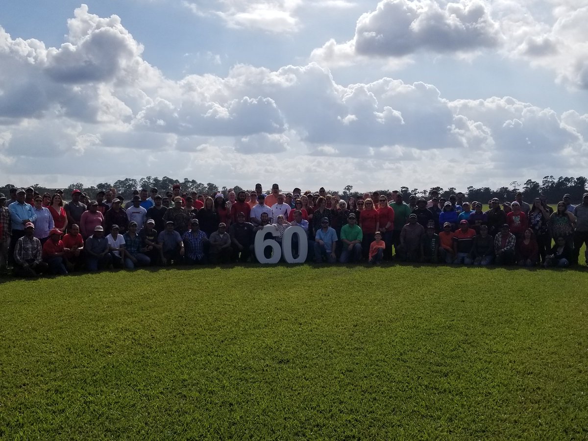 BrigetteGander's tweet photo. Celebrated a Bethel Christmas today. Merry Christmas to you &amp; yours from all of us at Bethel Farms. #BethelFarms #60yearsstrong #merrychristmas https://t.co/KRDOuWpCXR