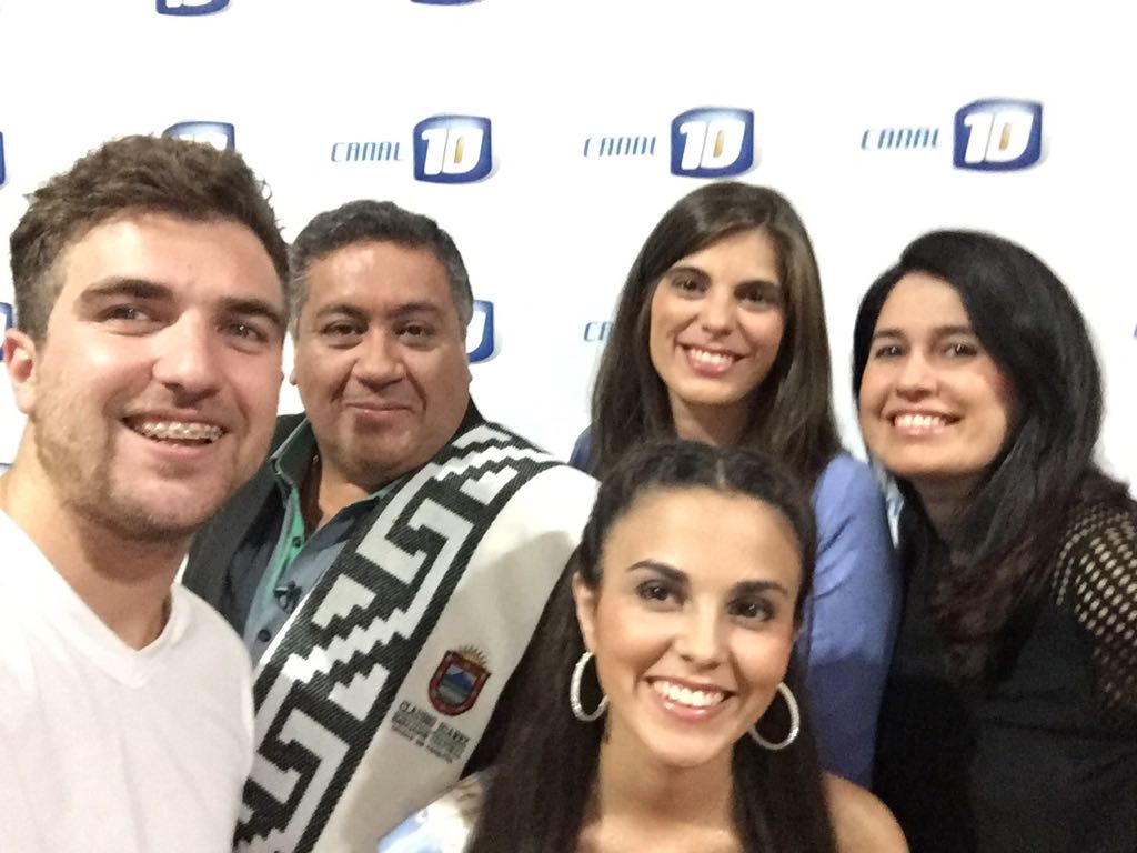 valenigonzalez's tweet photo. Ahora en #5noches por @cba24ntv @FestivalJM @gonzasposetti @AquiCosquinOk @AnfiVillaMaria @camilaseguraok #NocheDeFestivales https://t.co/mWWb7U0ato