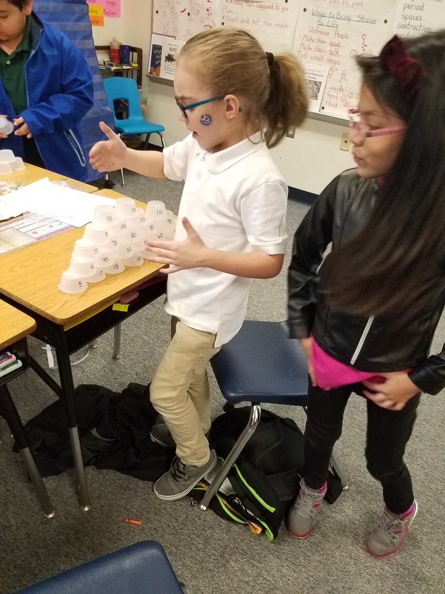 Joangarrett75's tweet photo. Racing to stack cups counting by 5's!
#claybonstrong #forneyconnects https://t.co/5Z4ZacuLS3