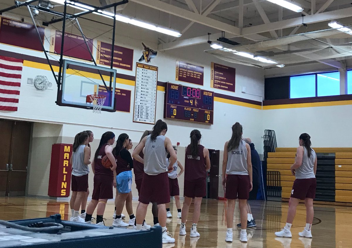 Mercy Varsity Basketball tweet media