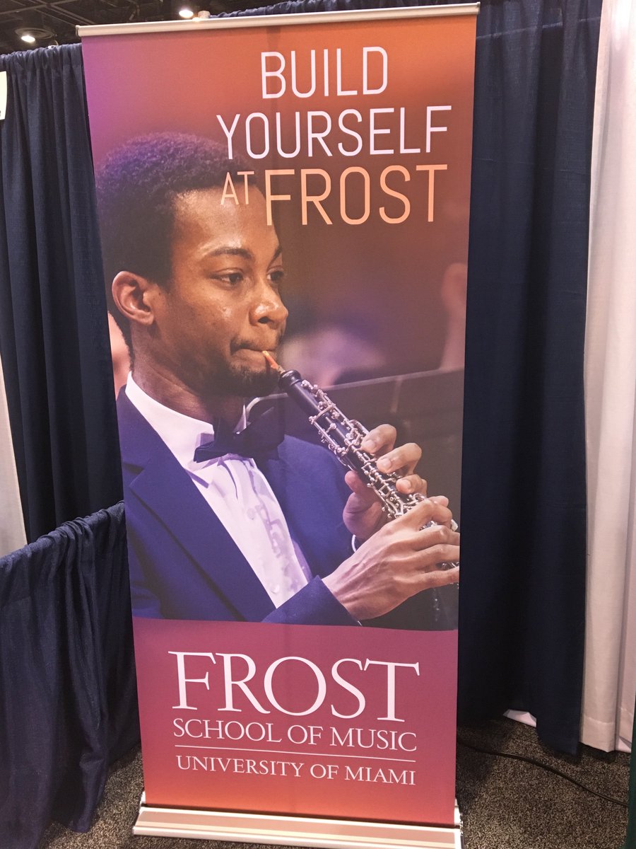 frostschoolum's tweet photo. Day 2 of the #MidwestClinic2017!  Come see us at booth 1639.  #FrostSchoolofMusic #BuildYourselfAtFtost #Chicago #midwestclinic https://t.co/XEHBpXRFRg