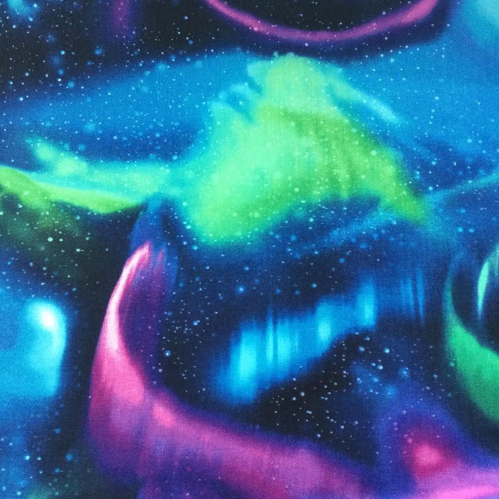 fabricsetc's tweet photo. #aurora fabric on the #solstice, quilting cotton by Timeless Treasures https://t.co/9yyuWZTSXH https://t.co/hX1mzv6uFj