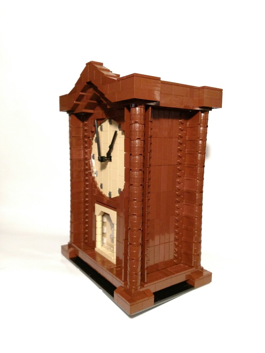 TwoBrix's tweet image. Built from burning the midnight oil: Wooden Clock @LEGO_Group #ItsAboutTime #BrickDecor #JustAnotherLEGOProject