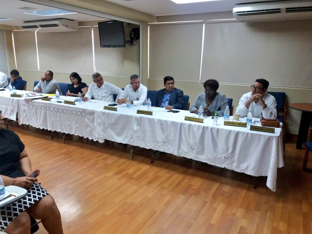 Reunión Extraordinaria de la Junta Directiva de la Caja de Seguro Social en el Complejo Hospitalario Dr. Arnulfo Arias Madrid rinde informe sobre situación de la KPC.