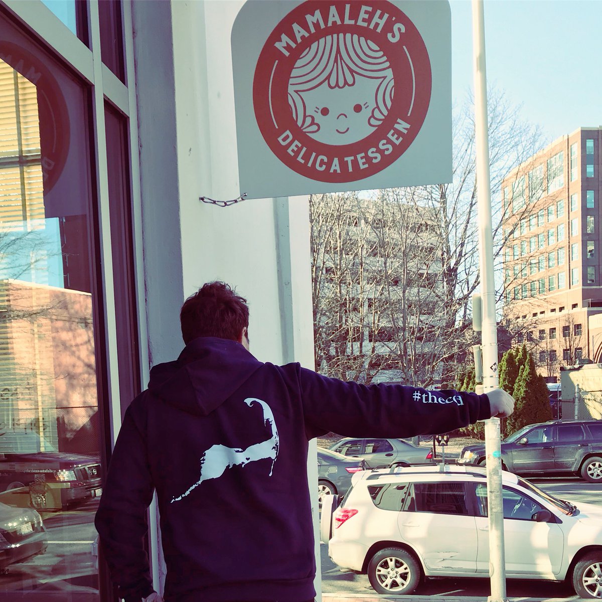 thecodt's tweet photo. Spotted ๐ @mamalehs ... the #thecodhoodie is back! New #thecod #hoodies available at https://t.co/XyEjw14aiT ๐๐ผ #hoodieseason #thecodinsta #youknowyouwantone #mamalehs #delicatessen #kendallsquare #cambridgema
#boston #capecod #igersboston #capecodinsta #igboston #capecod https://t.co/NzZF587nph