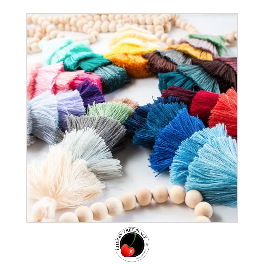 CherryTreePlace's tweet photo. Get razzle dazzled in some tassels. 

#jewelry #necklace #fun #fashion #chic #boho #shopping #rainbowcolors #tasselnecklace #trendy #cherrytreeplace #lookinggood #treats https://t.co/rpVJE2P6VX