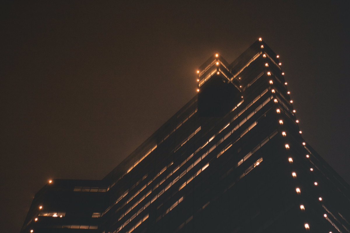 andrewmason_w's tweet photo. Fort Worth or Gotham City? https://t.co/5HB9COi7yF