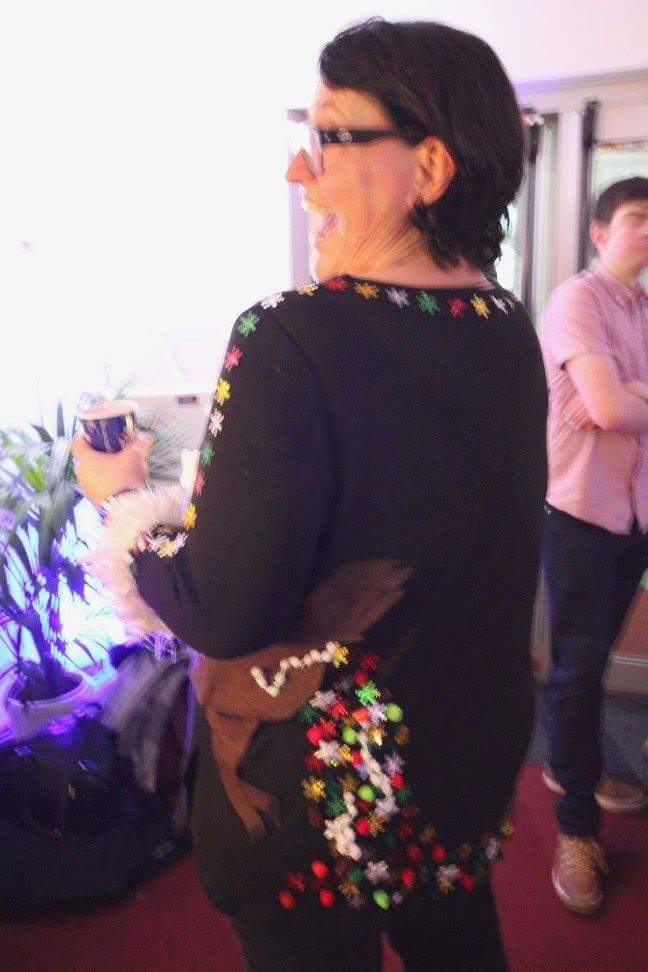 Infact_Global's tweet photo. @MDWMoritz And the back side... gastroenteritis reindeer... homemade! https://t.co/GtOQRrsK9H