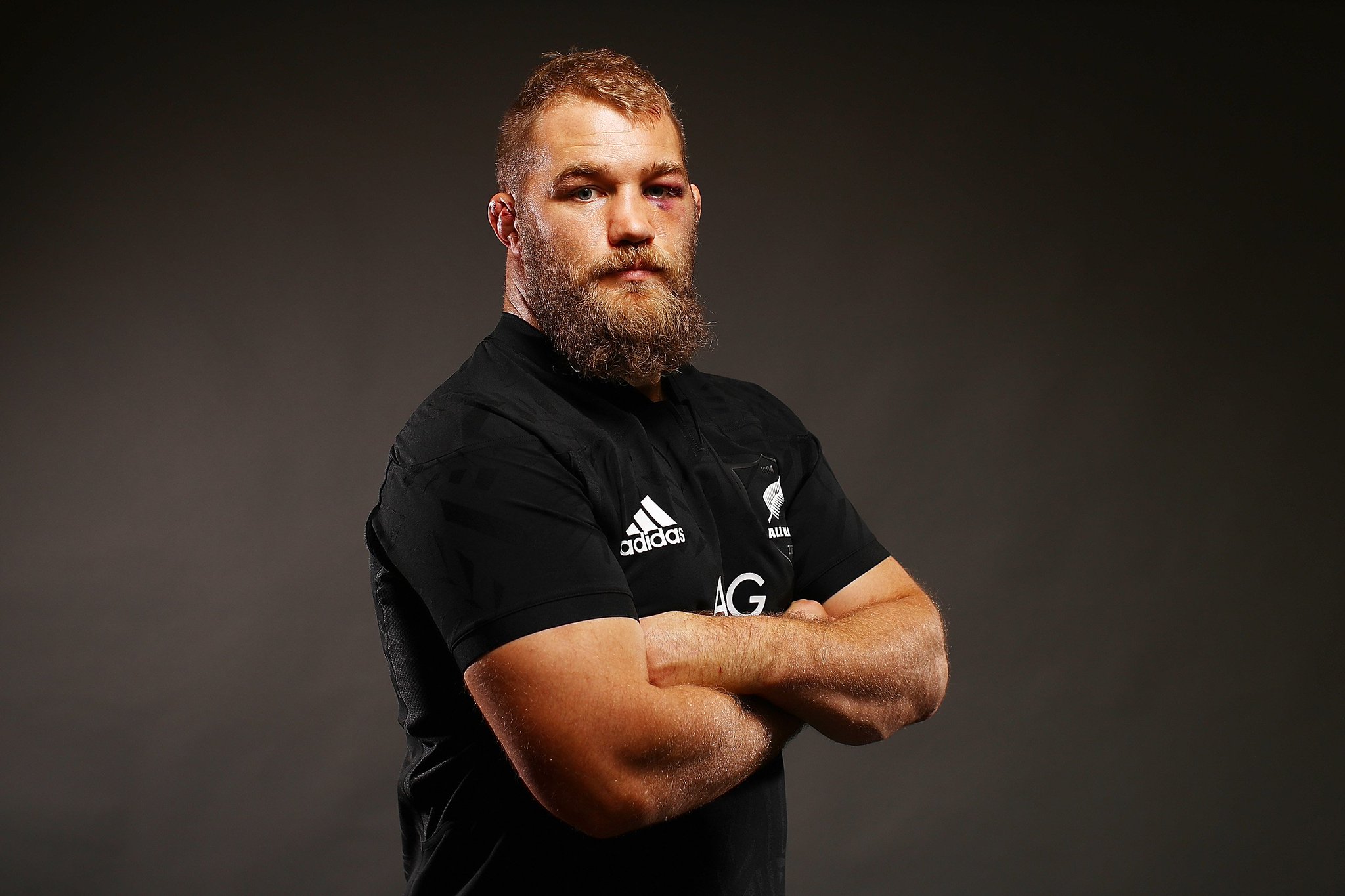 Happy 30th birthday to 9 5 test All Black Owen Franks!    