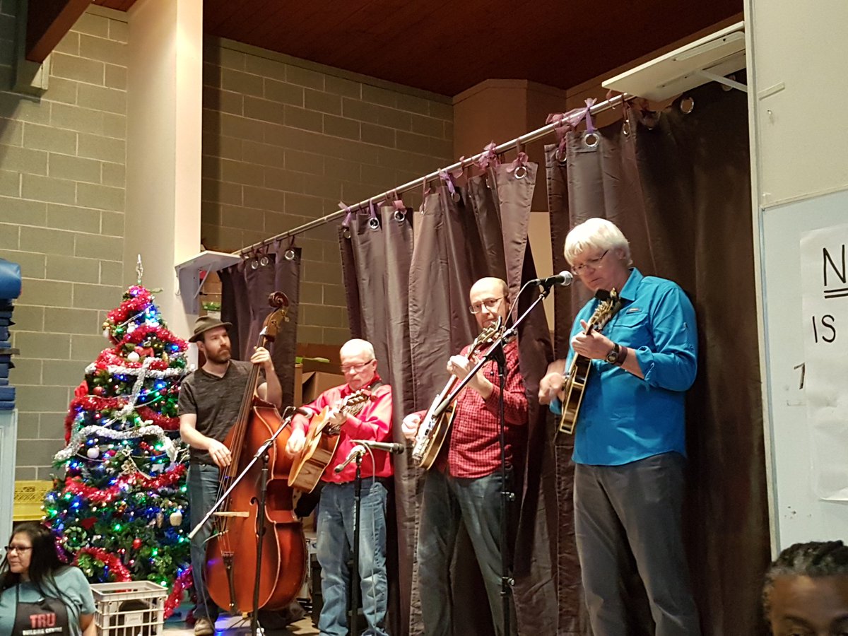 TerryDuguid's tweet photo. Impressed with @AgapeTable's commitment to community, serving meals to so many at this year's holiday breakfast. https://t.co/DKJtUpf4C9