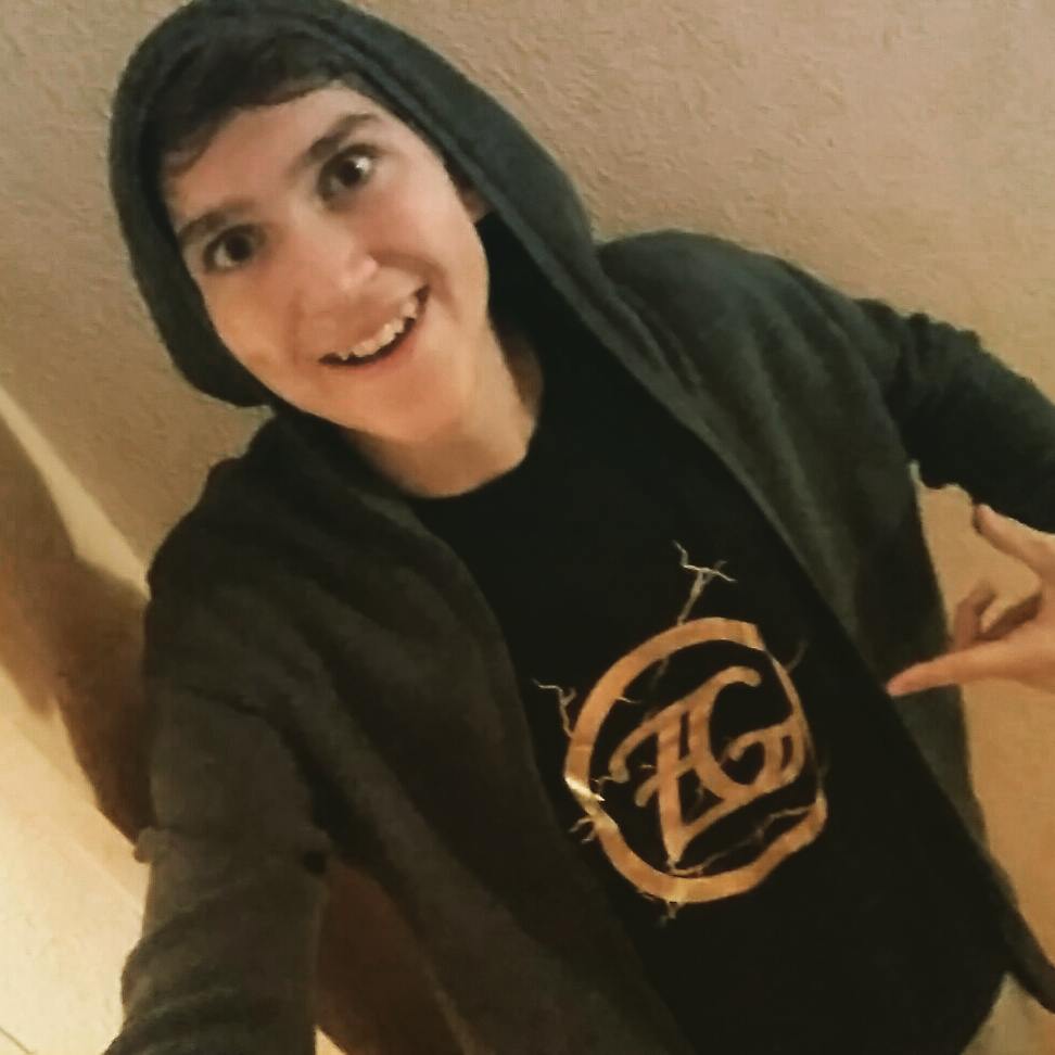 tsuleeczech's tweet photo. Vítej motherfucking ZG!!! 😍👌🔝🔥
@realdeethane
#ZG #DeeThane #deetlupa #deethanetlupa #tlupa #TlupaPower #realgeek https://t.co/Ci6hQh9jHs