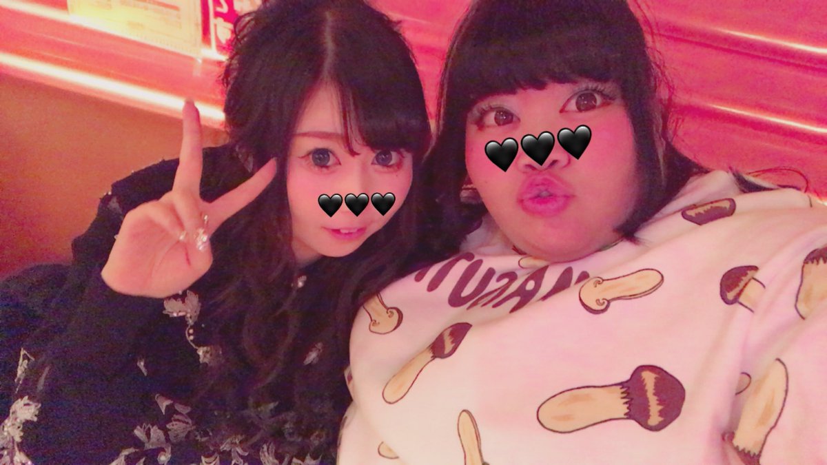 ずきてぃ ももななさんに会いに行った帰りに また遊びに来てくれました この日はセットもしてて特別かわいかった すんごい脇とかお腹の段差を匂われたけどそれさえも幸せでした ありがとございます