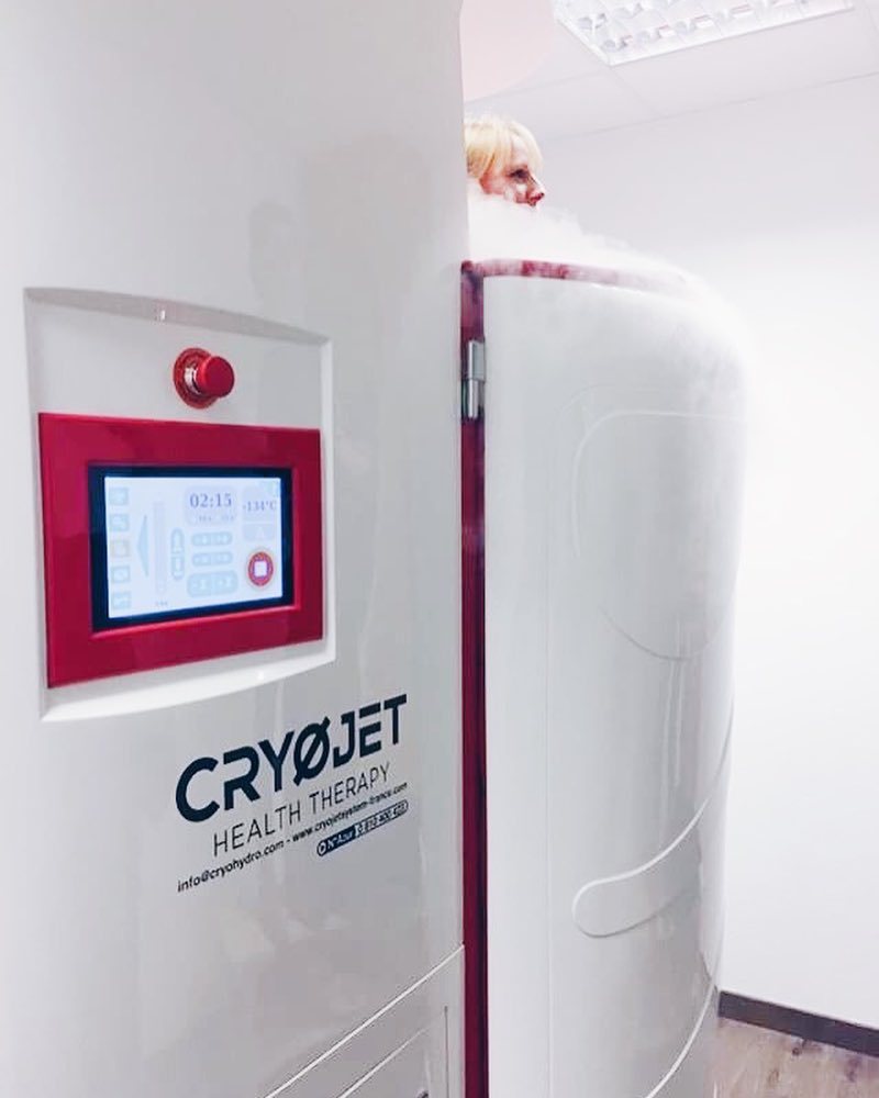 lebeautemps's tweet photo. Connaissez-vous les bienfaits de la Cryothérapie? J'ai testé cette méthode et je vous raconte cette expérience sur le blog (lien cliquable sur ma bio!). #cryotherapie #cryotherapy #caen #igerscaen https://t.co/axfQcBqyqo https://t.co/eApl8Z8uBB