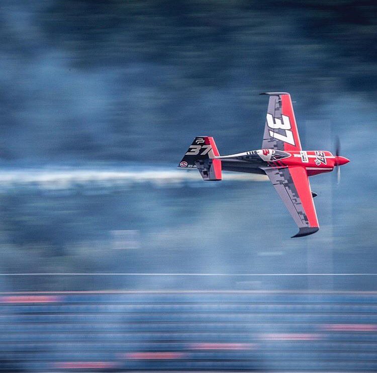 "If you want to reach the highest, begin at the lowest."👊

#redbullairrace #airrace #pp37 
#aviation #pilots #Aircraft