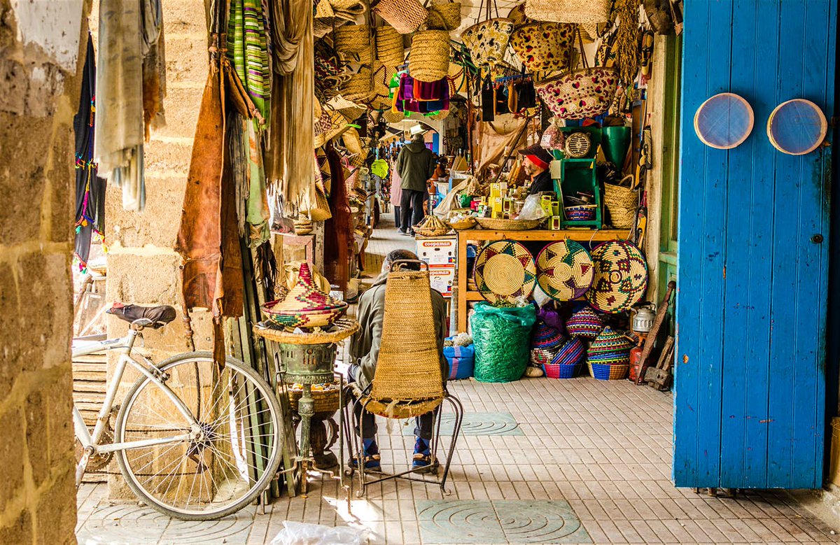 Lonely Planet (@lonelyplanet) on Twitter photo Shopping in Essaouira: where to buy what lptravel.to/5VInUt by <a href="/SarahGTravels/">Sarah Gilbert</a> #BestinTravel Shopping in Essaouira: where to buy what lptravel.to/5VInUt by <a href="/SarahGTravels/">Sarah Gilbert</a> #BestinTravel