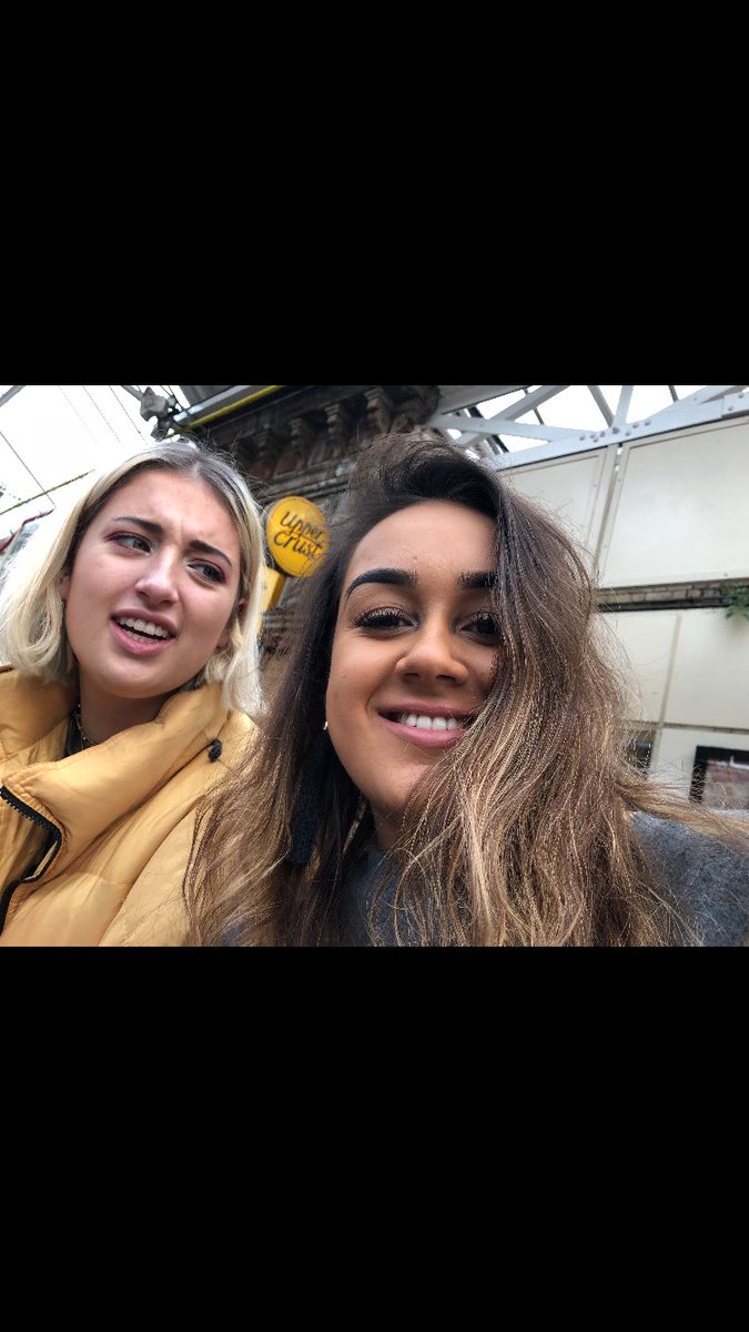 _annaburchell's tweet photo. happy birthday @Anna_hill98 hope you had a sick day you beaut😜 xoxoxo https://t.co/BBaw7oFHlj
