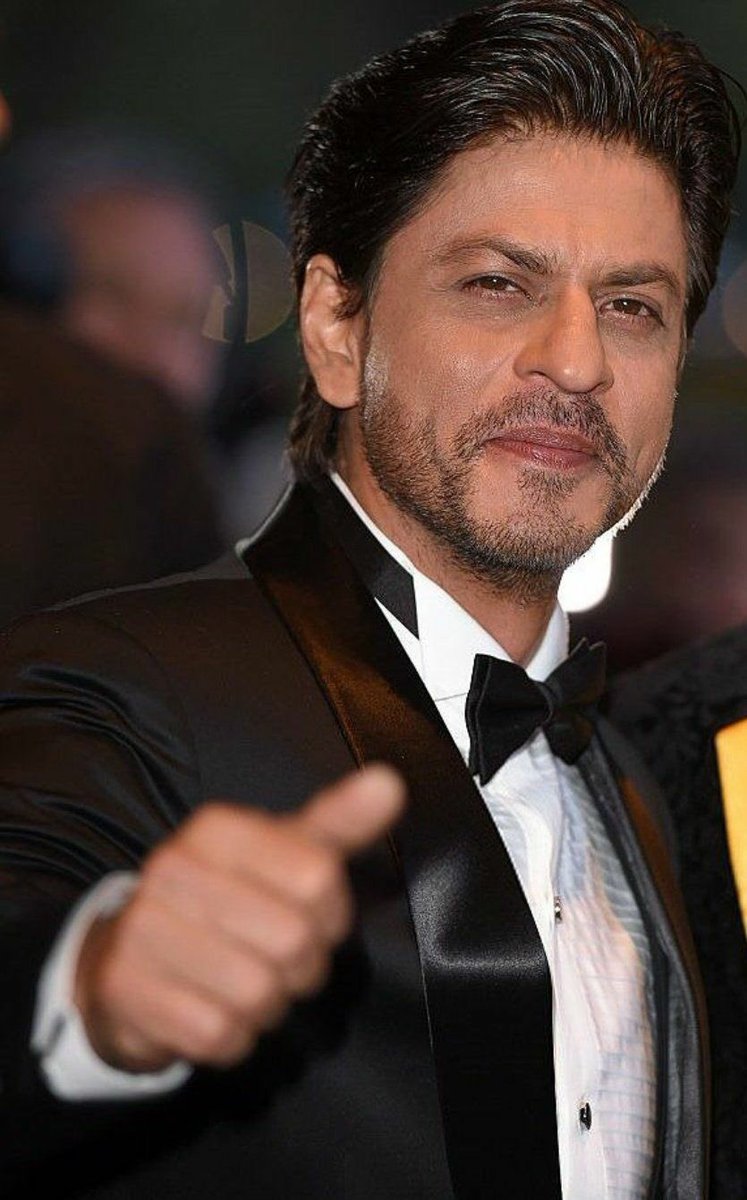 Whoooo this is amazing!!! 😍Wow SRKians in Bangalore open a lovely store and this beautiful venture is dedicated by the SRKians to Our idol Shah Rukh Khan (<a href="/iamsrk/">Shah Rukh Khan</a>)  
Wishing them all the good wishes....
Go guys shop at Mannat 😊✨
(Thx <a href="/gurusrk1/">GuruSRKGuru🇮🇳</a> for sharing it)