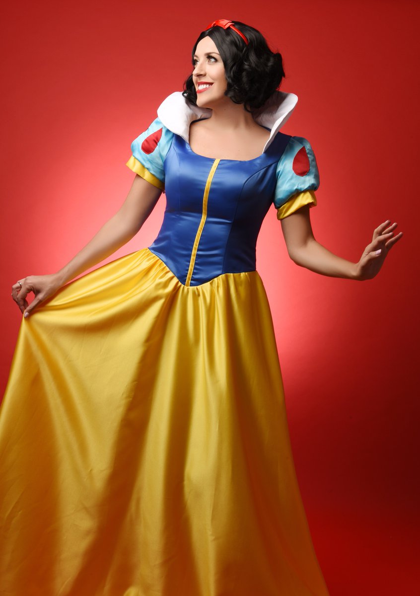 UKprincessparty's tweet photo. Meet some of our beautiful Princesses BOOK NOW at https://t.co/LT6Rbbdbgq #Ariel #snowwhite #belle #princessparties #singingprincess #everygirlsdream https://t.co/7OGsu03Lv5