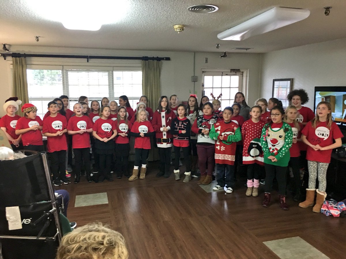 HSSMusic304's tweet photo. Our first Choir Christmas tour was a huge success!!! Spreading love and joy through song 🎶❤️🎄 @Geneva304 @HSSPrincipal https://t.co/NO1MmhPhVG