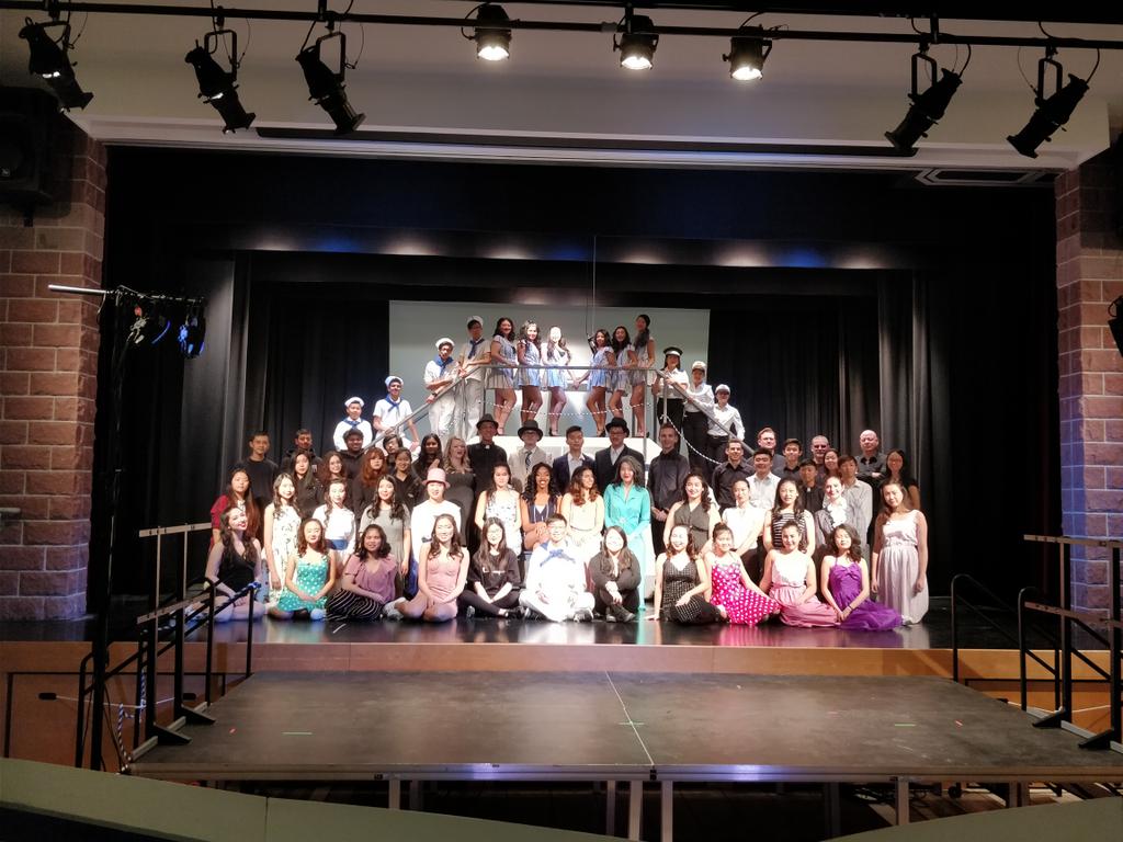 PETHSGuidance's tweet photo. The full cast. :) @PETHSGuidance @trudeauhs @PETHS_theatrics https://t.co/AQQvCKMGjY