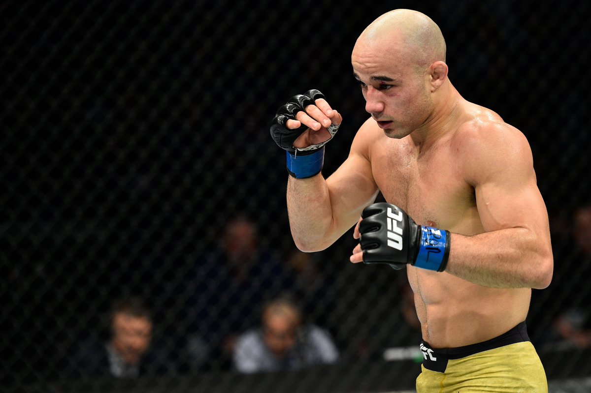 ufc's tweet photo. 2018 comin' up.

What bantamweight bouts are you interested in seeing? ⤵️ https://t.co/nq5tvEsfS9