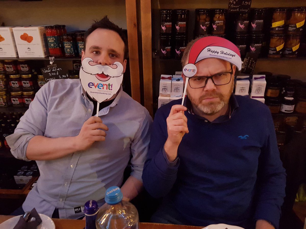 paulsgoldsmith's tweet photo. Wishing all a fantastic festive season #eventmerchandising - thanks for all the retweets https://t.co/cT17sAFA2Q