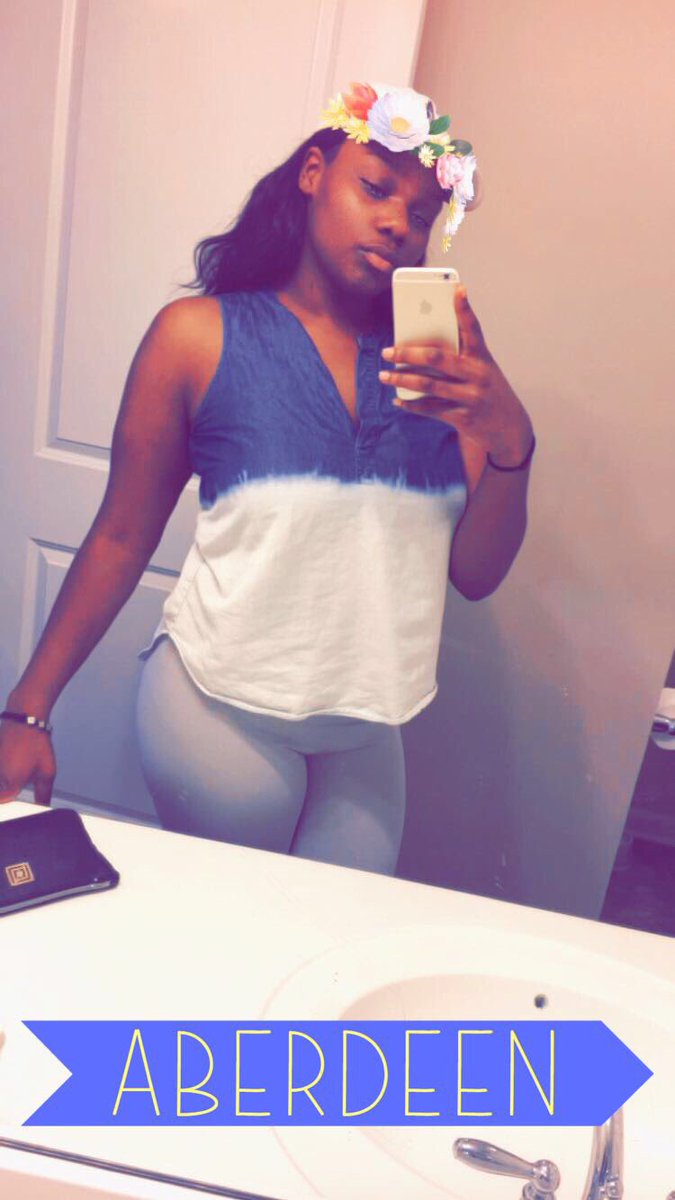 escrystina's tweet photo. @justsomekid__ Ima lil late but a queen is a queen #BlackQueensofMSU https://t.co/E2rslvGrX6