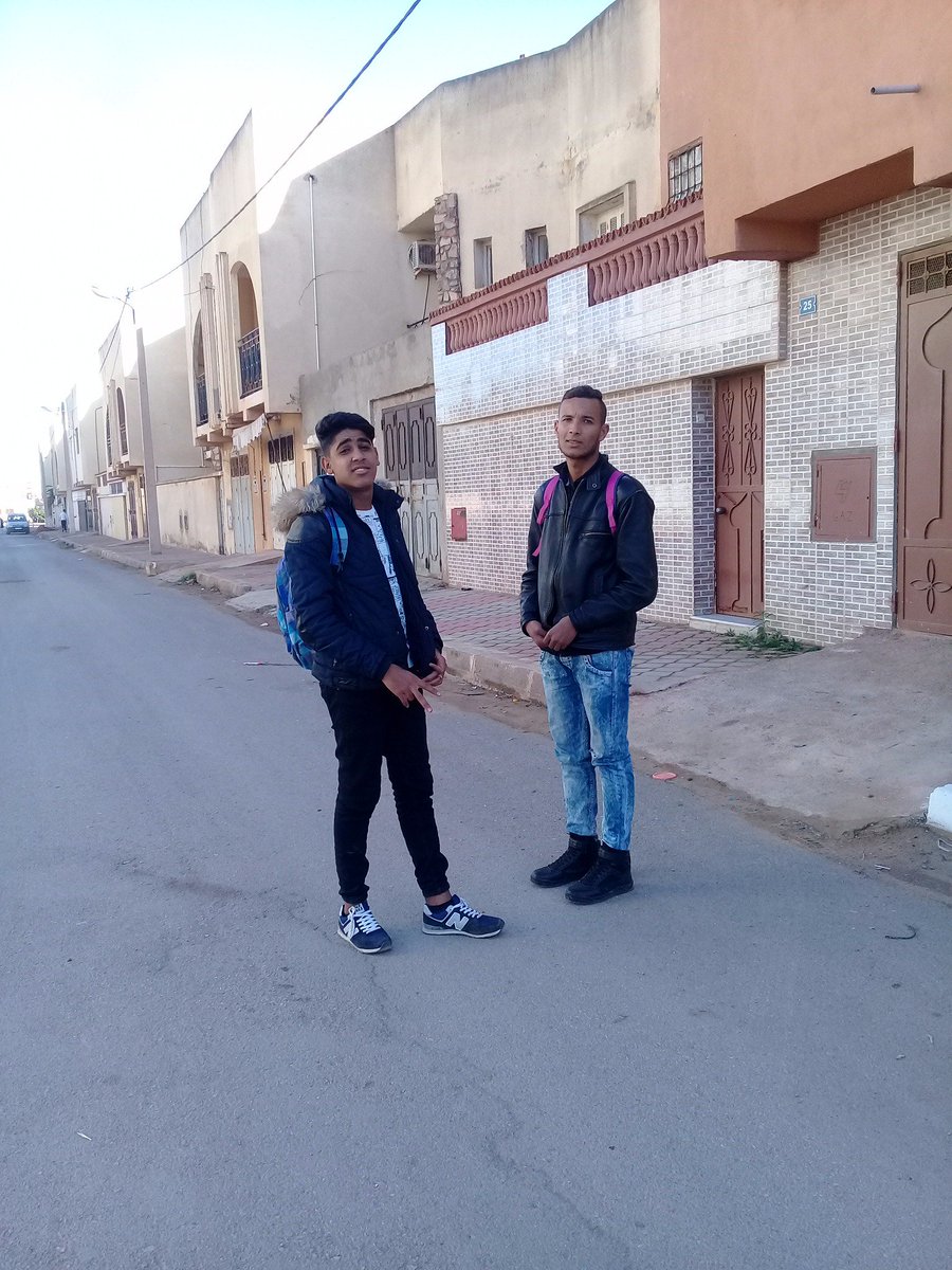 amar500haddad's tweet photo. شربت من كاس النية🔃🚱 en finكلشي دار عليا💞❌✔
#ÃMĂŘ https://t.co/cmbRin8lmT